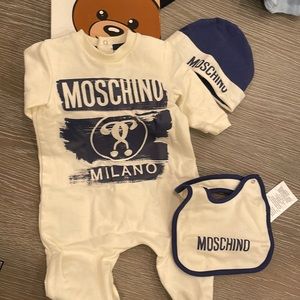 Moschino baby